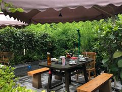 -二荆条·蜀鲜汇城市森林火锅