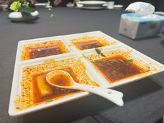 -艳阳天民俗村(公园路店)