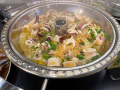 -蚝美人·生蚝海鲜烧烤(茶花园店)