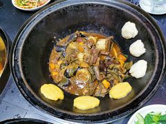 -缘福乡村铁锅炖民宿(八达岭店)