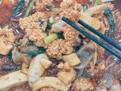 -丹水桥地锅鱼·翘嘴鲌·地方特色全鱼宴(丹江口大坝店)