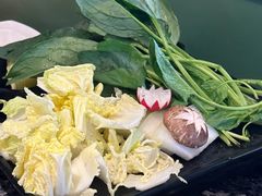 -一席地·本地鸡窝·杭帮鸡火锅(萧山银隆百货店)