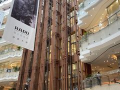 店内环境-新世界大丸百货