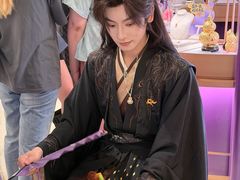 -宝龙城(杭州滨江店)