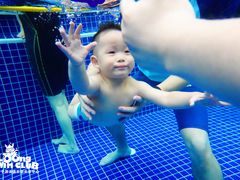 -龙格亲子游泳俱乐部(泊富中心)
