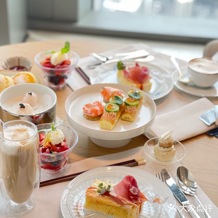 广州性价比最高的高空下午茶丨瑰丽Patina