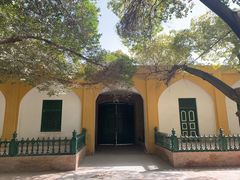 -艾提尕尔清真寺