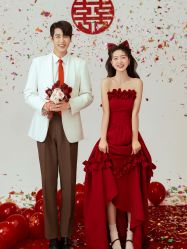 -巴黎时尚婚纱摄影(南汇店)