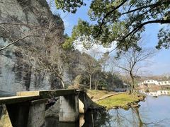 -绍兴东湖风景区