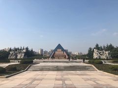 -上海市龙华烈士陵园