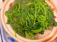 -避风塘潮粤海鲜酒楼