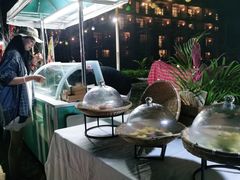 -亚龙湾希尔顿自助餐厅·海鲜·烧烤·沙滩BBQ·现场乐队