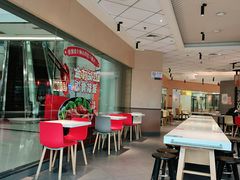 用餐区-永和大王(春日上新·梅家浜店)