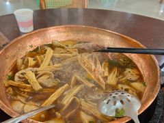 -朝伟清真铜瓢牛肉馆(三十年老·店)