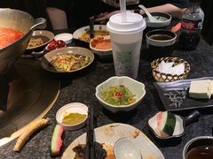 -湊湊火锅·茶憩(新中关购物中心店)