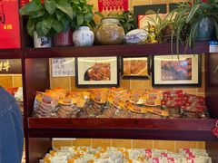 面包甜点陈列柜-鸭不同(总店)