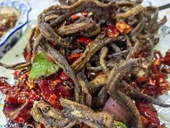 -周鱼鳅饭店