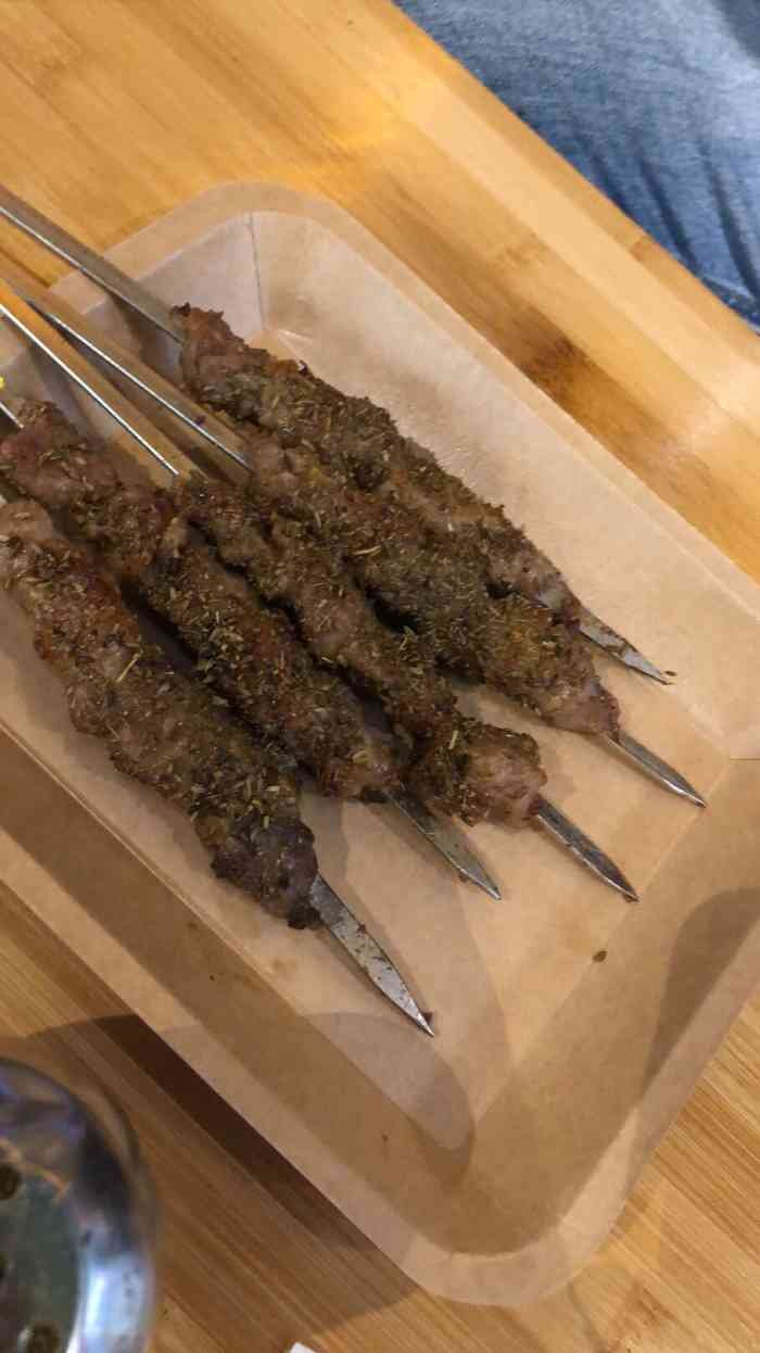 永定门电烤串(长楹天街店)-"6号线常营地铁站~长楹天街中间走廊处.位.