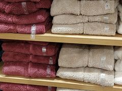 -优衣库(上海虹口龙之梦店)