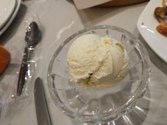 冰激凌香草-必胜客(远大路店)