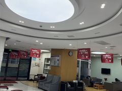 -雅悦齿科(顾村公园店)