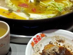 -吃城都·鱼蛙火锅(西玉龙街店)