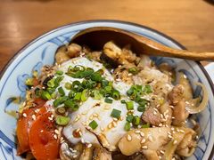 温泉蛋鸡肉饭-信日本料理(信义坊店)