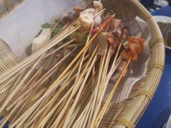 -马路边边串串香形象店(磐石路店)