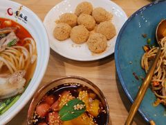 -贵凤凰贵州米粉(五道口店)