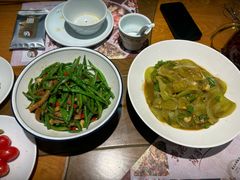 -黄泥岗·地道湖北菜(奥特莱斯店)