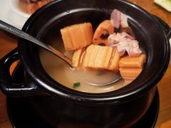 -莲餐厅·湖北菜·潜江小龙虾店(愚园路店)
