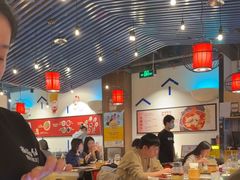 -尚尚仙·酸汤猪手·猪肚鸡火锅(华联万柳购物中心店)