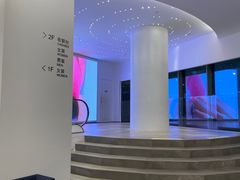 -URBAN REVIVO(上海中庚漫游城店)