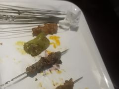 -三个大叔烤羊肉串·歌手驻唱·碳烤鲜肉(西三旗店)