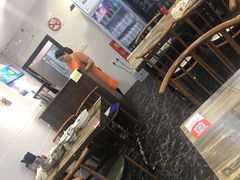 大堂-百味手拨龙虾馆(愚园路店)