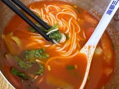 -魔都三兄弟酸辣粉·蘸卤炸串(虹桥万科店)