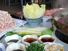-琥珀老六龙虾(四里河店)