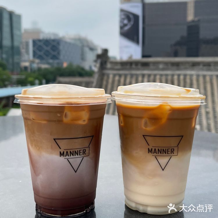 秋天的第一杯咖啡