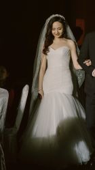 -Flora婚纱礼服定制租赁店