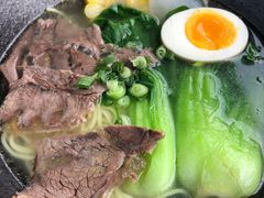 上汤牛肉面-胜面