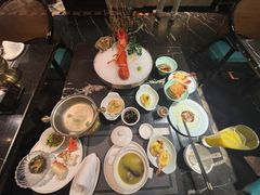-半岛翡丽海鲜自助餐厅(观风亭店)