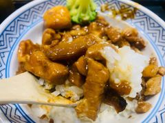 特色卤肉饭-吉野家(南昌铜锣湾店)