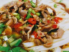 酸辣鸡杂粉-肆姐面粉馆(坡子街店)