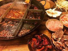 -岗上渣渣老火锅(两路口店)