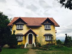 -黄色小屋