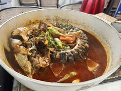 -刘姐啤酒鱼民族演艺餐厅(西街总店)