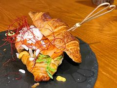 烟三文鱼牛角包-Rosemary·纽西兰简餐(江南西店)