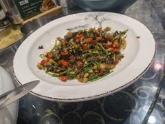 -湖南人家湘菜馆(镇江路店)