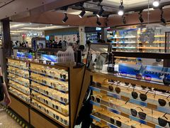 -MUJOSH木九十眼镜(月星环球港B1店)