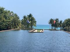 -亚龙湾喜来登·美景台大堂吧